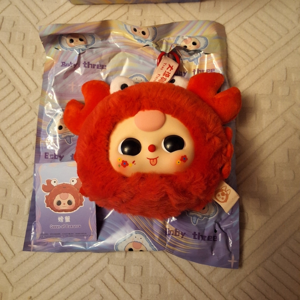 Baby Three Crab Romantic Ocean Plushy Keychain- Confirmed